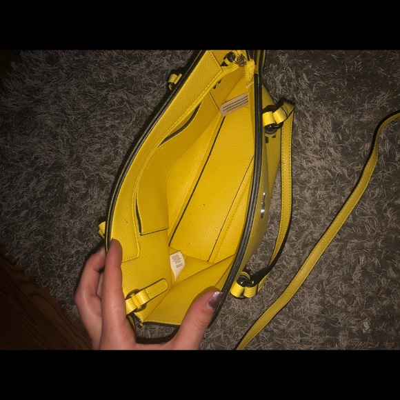 Calvin Klein cross body - Picture 3 of 3